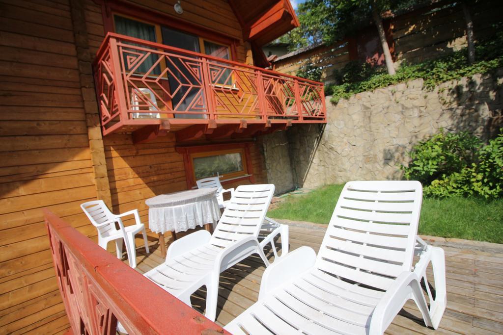 Villa Kaiser Lviv Extérieur photo